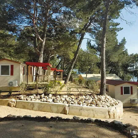 Victoria Mobilehome Camping Village Poljana 3* Mali Lošinj